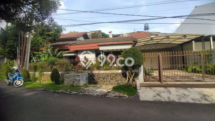 Hunian Mewah LB 450m2 Siap Huni Desain Elegan di Hegarmanah, Bandung Hunian Mewah LB 450m2 Siap Huni Desain Elegan di Hegarmanah, Bandung