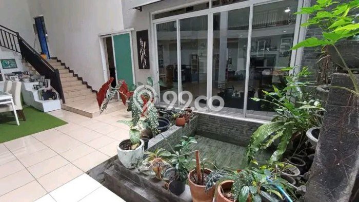 Rumah Luas Asri 5 KT Siap Pakai di Geger Kalong Bandung Rumah Luas Asri 5 KT Siap Pakai di Geger Kalong Bandung