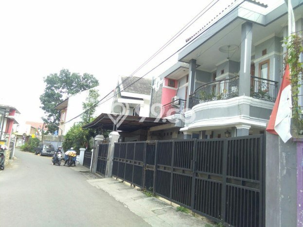 Jual Rumah Luas Megah Dengan View Cantik di BKR, Bandung Jual Rumah Luas Megah Dengan View Cantik di BKR, Bandung