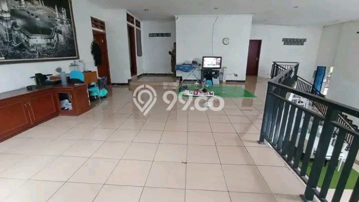 Rumah Luas Asri 5 KT Siap Pakai di Geger Kalong Bandung Rumah Luas Asri 5 KT Siap Pakai di Geger Kalong Bandung