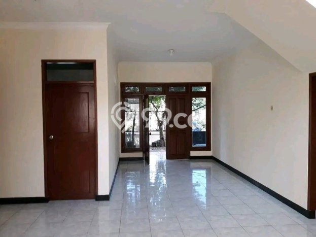 Rumah Modern Cantik 4 Kamar Siap Huni di Sukolilo Rumah Modern Cantik 4 Kamar Siap Huni di Sukolilo