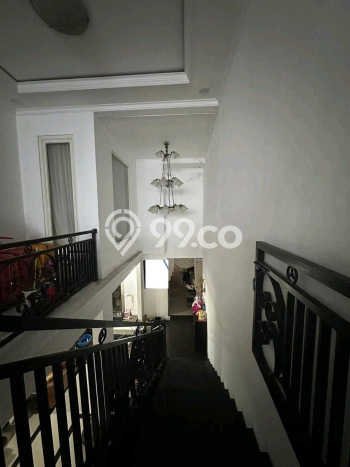 Rumah Mewah Dijual LT 288m2 di Sukolilo, Surabaya Rumah Mewah Dijual LT 288m2 di Sukolilo, Surabaya