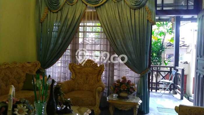 Rumah Mewah Siap Huni LT 375m2 di Rungkut, Surabaya Rumah Mewah Siap Huni LT 375m2 di Rungkut, Surabaya
