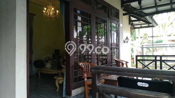 Rumah Mewah Siap Huni LT 375m2 di Rungkut, Surabaya Rumah Mewah Siap Huni LT 375m2 di Rungkut, Surabaya