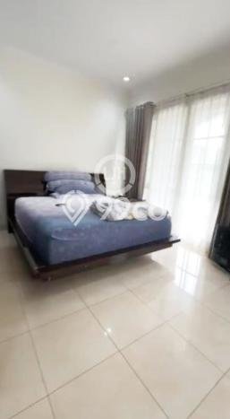 Rumah Luxury Best Location di Tangerang, Banten Rumah Luxury Best Location di Tangerang, Banten