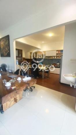 Rumah Elit Modern Tanpa Renovasi di Parigi Tangerang Rumah Elit Modern Tanpa Renovasi di Parigi Tangerang