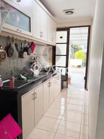 Rumah Luas Asri 3 KT Siap Huni di BSD City Tangerang Rumah Luas Asri 3 KT Siap Huni di BSD City Tangerang
