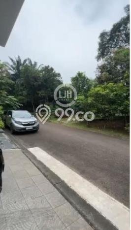 Rumah Luxury Best Location di Tangerang, Banten Rumah Luxury Best Location di Tangerang, Banten