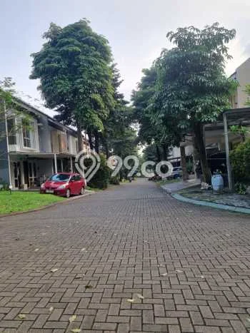 Disewakan! Rumah 3 Kamar Tidur &
2 Kamar Mandi di BSD The Green, Tangerang Disewakan! Rumah 3 Kamar Tidur &
2 Kamar Mandi di BSD The Green, Tangerang