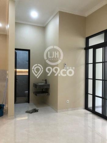 Jarang Ada! Rumah Kontrakan 5 Kamar Nyaman Siap Huni BSD City Jarang Ada! Rumah Kontrakan 5 Kamar Nyaman Siap Huni BSD City