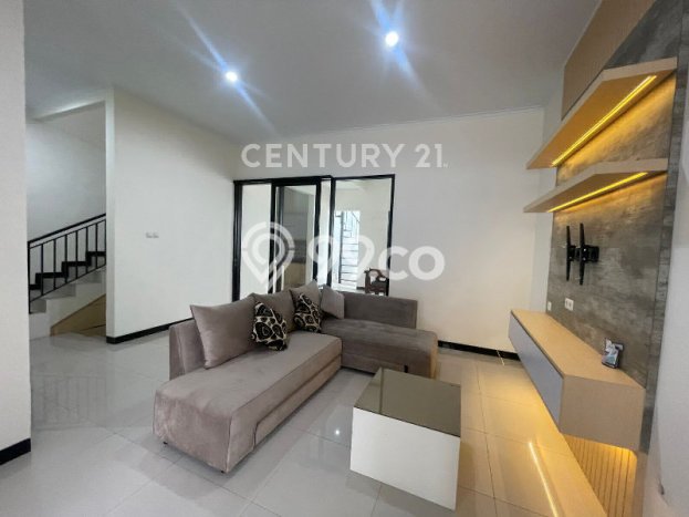 Rumah Luas Asri 3 KT Siap Pakai di Taman Kopo Indah Bandung Rumah Luas Asri 3 KT Siap Pakai di Taman Kopo Indah Bandung