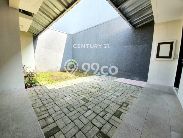 Rumah Luxury Modern Tanpa Renovasi di Kota Baru Parahyangan Bandung Rumah Luxury Modern Tanpa Renovasi di Kota Baru Parahyangan Bandung