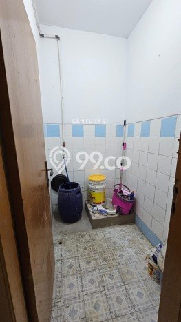 Ruko Disewa di Bandung dengan LB 200m2 Area Komersial Ramai Ruko Disewa di Bandung dengan LB 200m2 Area Komersial Ramai