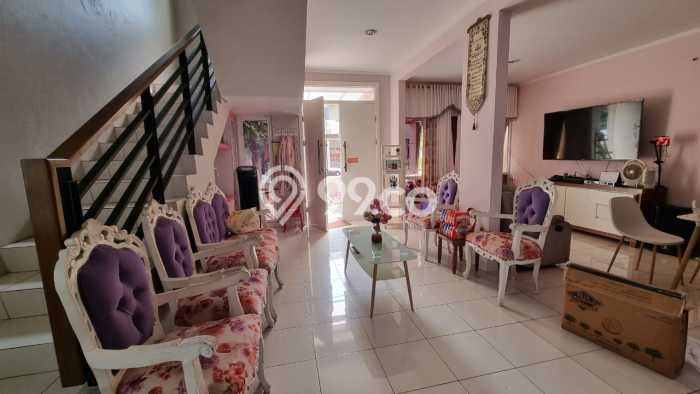 Jual Segera Rumah LT 205m² di Area Premium, Bekasi Jual Segera Rumah LT 205m² di Area Premium, Bekasi