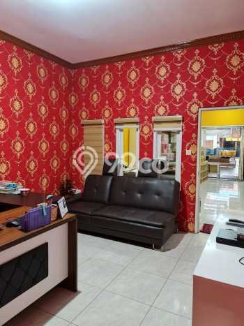 Rumah Modern 4 KT di Telukjambe Karawang Semi Furnished Rumah Modern 4 KT di Telukjambe Karawang Semi Furnished