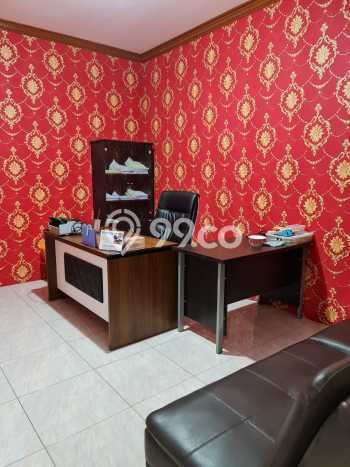 Rumah Modern 4 KT di Telukjambe Karawang Semi Furnished Rumah Modern 4 KT di Telukjambe Karawang Semi Furnished