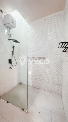 Rumah di , 3 KT, Area Strategis, Luas 170m2m² LB 140m2m² Rumah di , 3 KT, Area Strategis, Luas 170m2m² LB 140m2m²