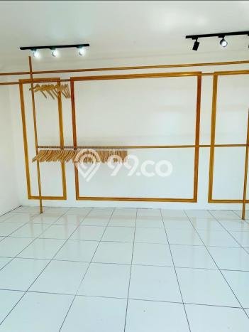 Ruko Disewa di Badung dengan LB 15m2 Area Komersial Ramai Ruko Disewa di Badung dengan LB 15m2 Area Komersial Ramai