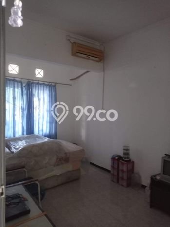 LISTING BARU! Rumah Premium area Surabaya Kota, Luas 135m2m² LB 135m2m² LISTING BARU! Rumah Premium area Surabaya Kota, Luas 135m2m² LB 135m2m²