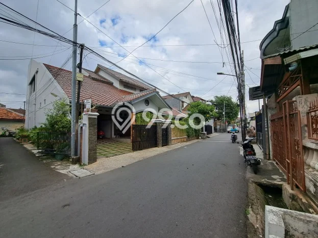 Dijual Hunian Mewah dengan Fasilitas Sekitar Komplit di Tebet, Jakarta Selatan Dijual Hunian Mewah dengan Fasilitas Sekitar Komplit di Tebet, Jakarta Selatan