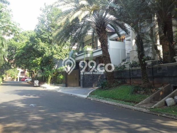 Rumah Mewah LB 1000m2 Siap Huni Desain Elegan di Pondok Indah, Jakarta Selatan Rumah Mewah LB 1000m2 Siap Huni Desain Elegan di Pondok Indah, Jakarta Selatan