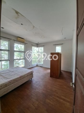 Jual Rumah Mewah Elegan Dengan View Eksklusif di Rempoa, Tangerang Jual Rumah Mewah Elegan Dengan View Eksklusif di Rempoa, Tangerang