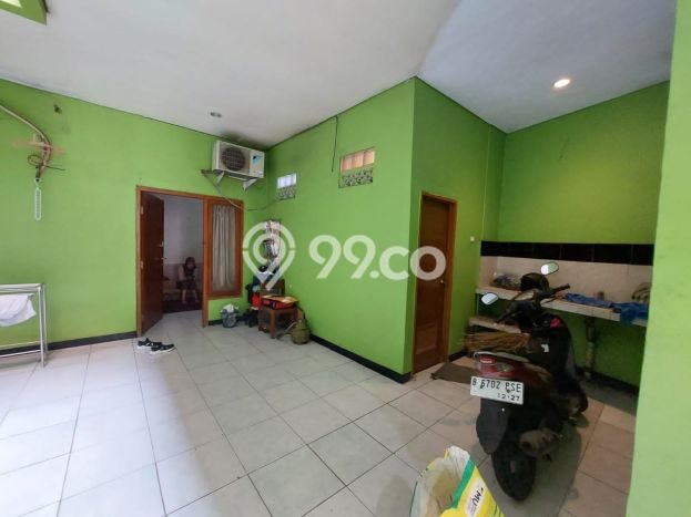 Cocok Untuk Investasi! For Sale Kost di Utan Kayu 11 Kamar Cocok Untuk Investasi! For Sale Kost di Utan Kayu 11 Kamar