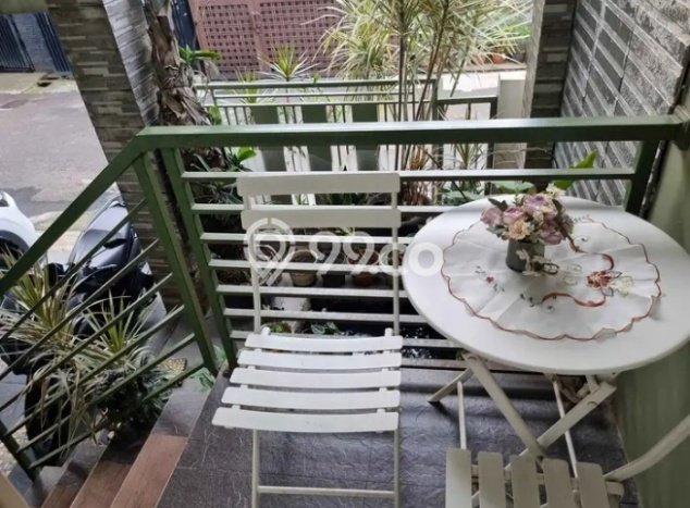 Jual Rumah Strategis Bagus Punya 5 KT di Ciputat Tangerang Selatan SHM Jual Rumah Strategis Bagus Punya 5 KT di Ciputat Tangerang Selatan SHM