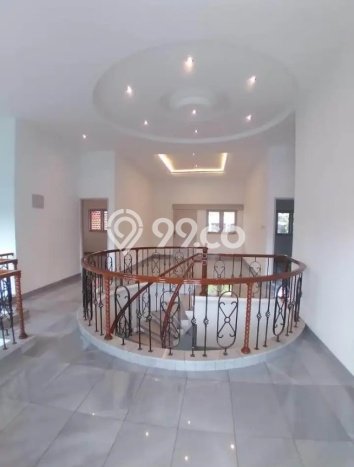 Dijual Rumah Luas Elegan Dengan View Eksklusif di Lebak Bulus, Jakarta Selatan Dijual Rumah Luas Elegan Dengan View Eksklusif di Lebak Bulus, Jakarta Selatan
