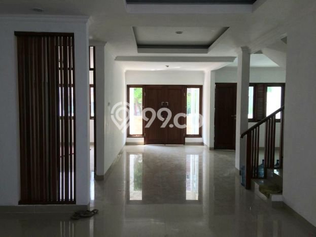 Jual Rumah Luas Elegan Dengan View Eksklusif di Sektor 3 - Bintaro, Tangerang Selatan Jual Rumah Luas Elegan Dengan View Eksklusif di Sektor 3 - Bintaro, Tangerang Selatan