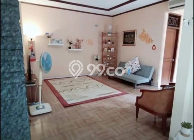 Hunian Elit LB 300m2 Siap Huni Desain Elegan di Rempoa, Tangerang Selatan Hunian Elit LB 300m2 Siap Huni Desain Elegan di Rempoa, Tangerang Selatan