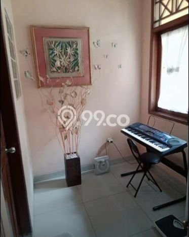 Hunian Elit LB 300m2 Siap Huni Desain Elegan di Rempoa, Tangerang Selatan Hunian Elit LB 300m2 Siap Huni Desain Elegan di Rempoa, Tangerang Selatan