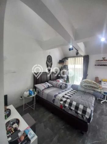 Rumah Elit Modern Tanpa Renovasi di Jurangmangu Tangerang Rumah Elit Modern Tanpa Renovasi di Jurangmangu Tangerang