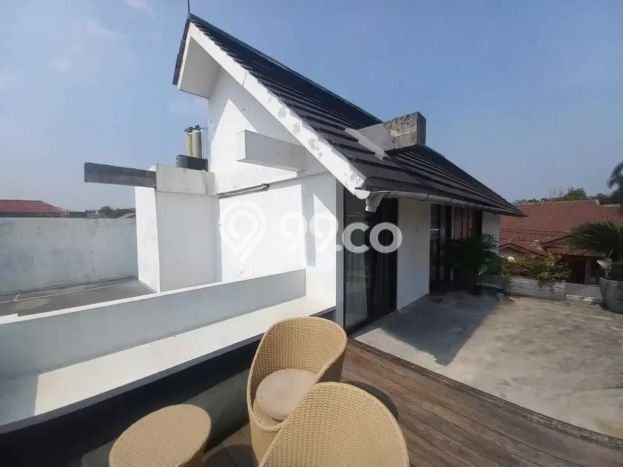 Rumah Elit Modern Tanpa Renovasi di Jurangmangu Tangerang Rumah Elit Modern Tanpa Renovasi di Jurangmangu Tangerang
