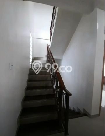 Rumah sewa siap huni 3 Kamar Tidur di Cirendeu, Jakarta Selatan Rumah sewa siap huni 3 Kamar Tidur di Cirendeu, Jakarta Selatan