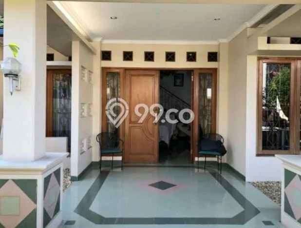 Rumah Elit Modern Tanpa Renovasi di Cirendeu Jakarta Selatan Rumah Elit Modern Tanpa Renovasi di Cirendeu Jakarta Selatan