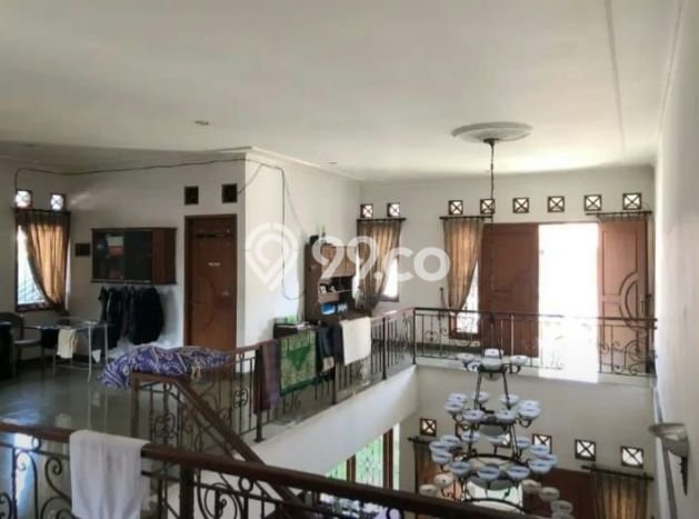 Rumah Elit Modern Tanpa Renovasi di Cirendeu Jakarta Selatan Rumah Elit Modern Tanpa Renovasi di Cirendeu Jakarta Selatan