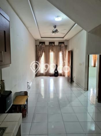 Dijual Rumah Strategis Bagus Punya 4 KT di Ciputat Tangerang Selatan SHM Dijual Rumah Strategis Bagus Punya 4 KT di Ciputat Tangerang Selatan SHM