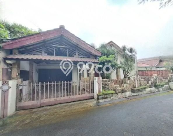 Jual Rumah Luas Elegan Dengan View Eksklusif di Rempoa, Tangerang Jual Rumah Luas Elegan Dengan View Eksklusif di Rempoa, Tangerang