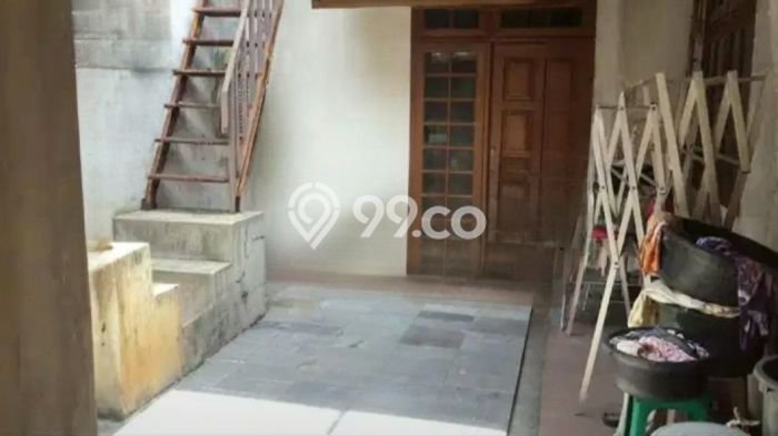 Jual Rumah Luas Elegan Dengan View Eksklusif di Rempoa, Tangerang Jual Rumah Luas Elegan Dengan View Eksklusif di Rempoa, Tangerang
