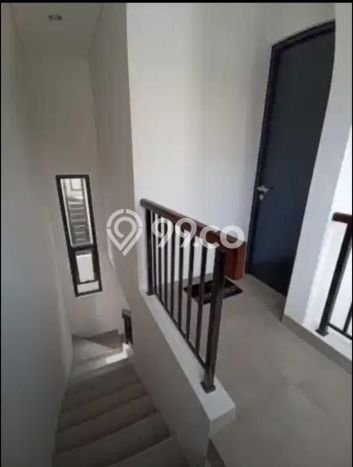 Disewakan! Rumah 2 Kamar Tidur &
3 Kamar Mandi di BSD, Tangerang Disewakan! Rumah 2 Kamar Tidur &
3 Kamar Mandi di BSD, Tangerang