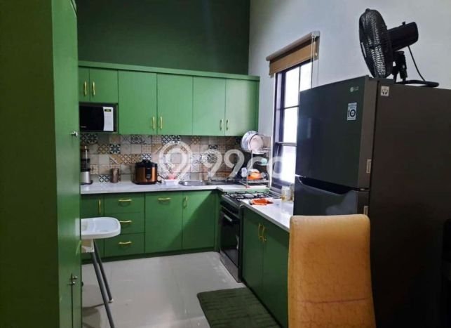 Hunian Elit LB 500m2 Siap Pakai Desain Elegan di Cirendeu, Jakarta Selatan Hunian Elit LB 500m2 Siap Pakai Desain Elegan di Cirendeu, Jakarta Selatan
