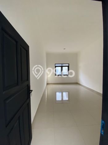 For Sale Rumah 4 Kamar Lokasi Strategis Bagus dan Strategis di Ciledug For Sale Rumah 4 Kamar Lokasi Strategis Bagus dan Strategis di Ciledug