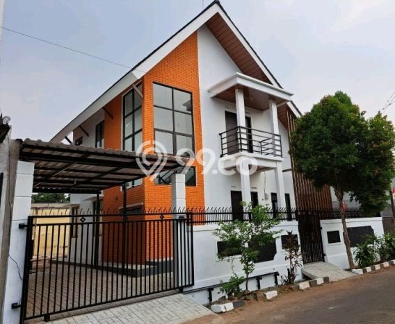 Disewakan! Rumah 4 Kamar Tidur &
3 Kamar Mandi di Sektor 5 - Bintaro, Tangerang Selatan Disewakan! Rumah 4 Kamar Tidur &
3 Kamar Mandi di Sektor 5 - Bintaro, Tangerang Selatan