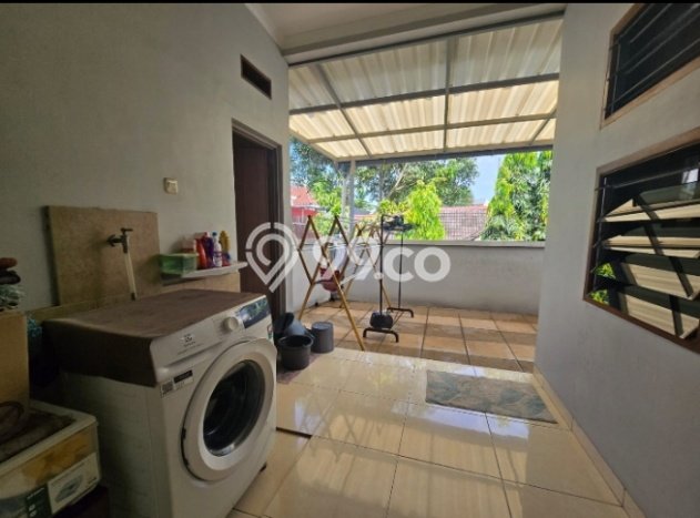 Rumah Elit Modern Tanpa Renovasi di BSD Kencana Loka Tangerang Rumah Elit Modern Tanpa Renovasi di BSD Kencana Loka Tangerang
