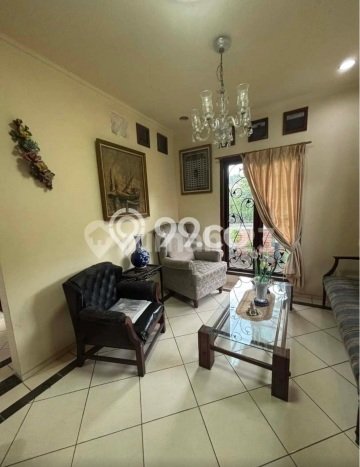 Rumah Modern 4 KT di Cirendeu Jakarta Selatan Semi Furnished Rumah Modern 4 KT di Cirendeu Jakarta Selatan Semi Furnished