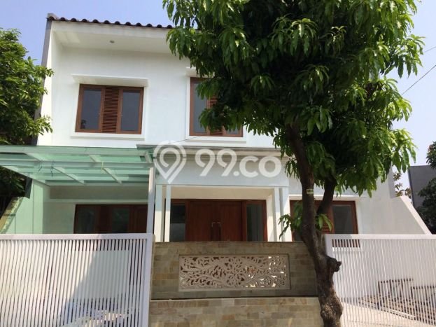 Jual Rumah Luas Elegan Dengan View Eksklusif di Sektor 3 - Bintaro, Tangerang Selatan Jual Rumah Luas Elegan Dengan View Eksklusif di Sektor 3 - Bintaro, Tangerang Selatan