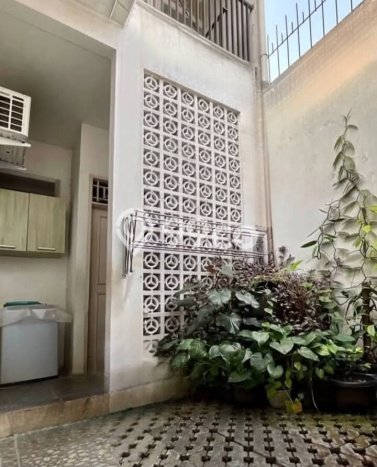Rumah Strategis Modern Lb 90m2 di Pondok Aren, Tangerang Selatan Rumah Strategis Modern Lb 90m2 di Pondok Aren, Tangerang Selatan