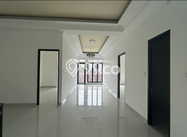 Ready to Use! Luxury House LT 180m2 Desain Modern di BSD Griya Loka Ready to Use! Luxury House LT 180m2 Desain Modern di BSD Griya Loka