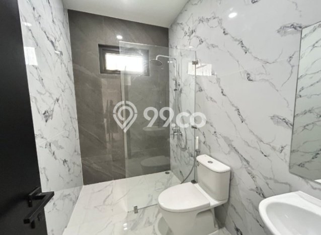 Rumah Luxury Modern Tanpa Renovasi di BSD Puspita Loka Tangerang Rumah Luxury Modern Tanpa Renovasi di BSD Puspita Loka Tangerang